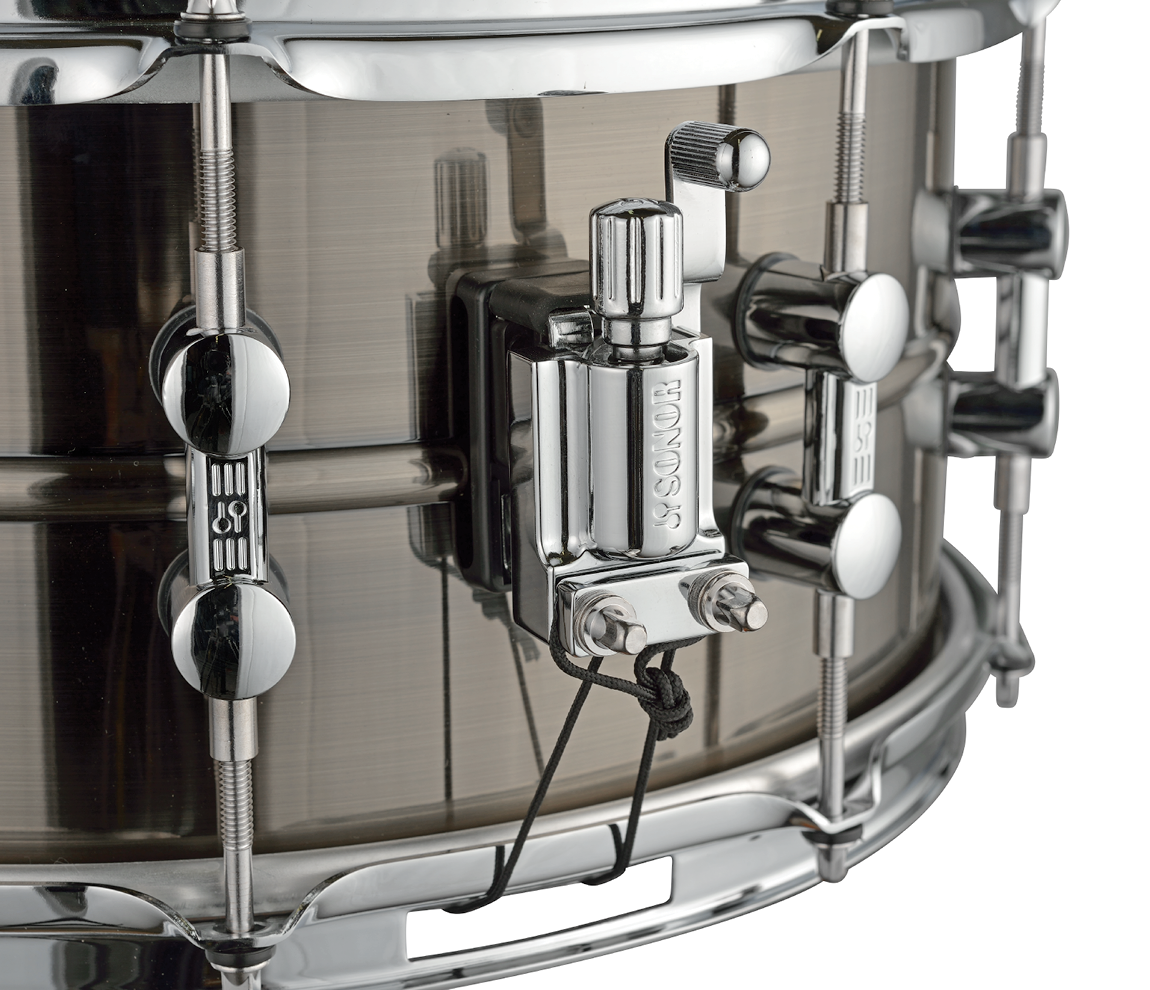 SONOR Kompressor 14" x 6.5" Brass Snare Drum in Plated Black Nickel
