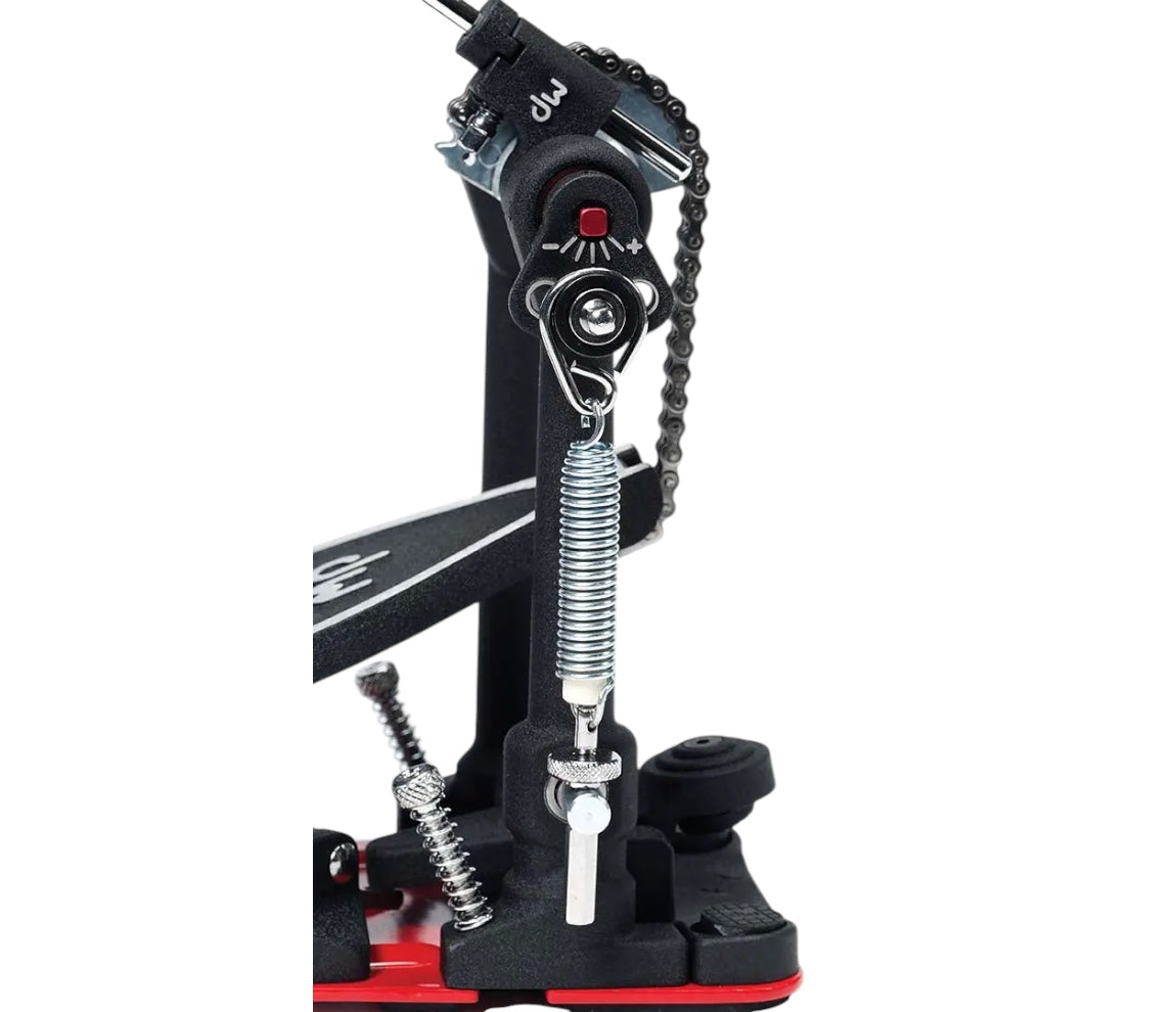 DW 5000 Series Accelerator Solid Footboard Single Bass Drum Pedal w/ Bag