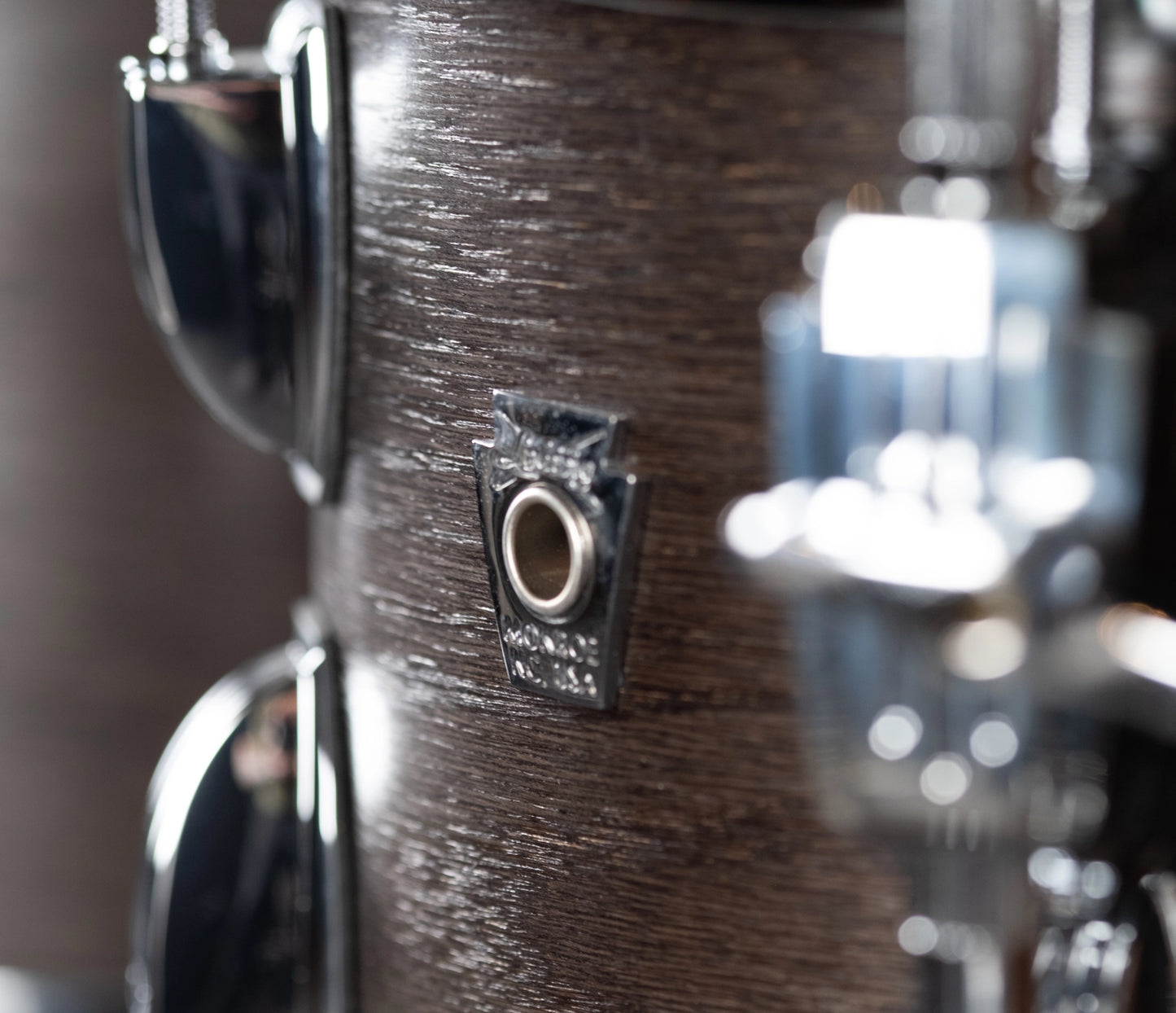 Ex Demo Ludwig Classic Oak 22" 4-Piece Shell Pack in Smoke