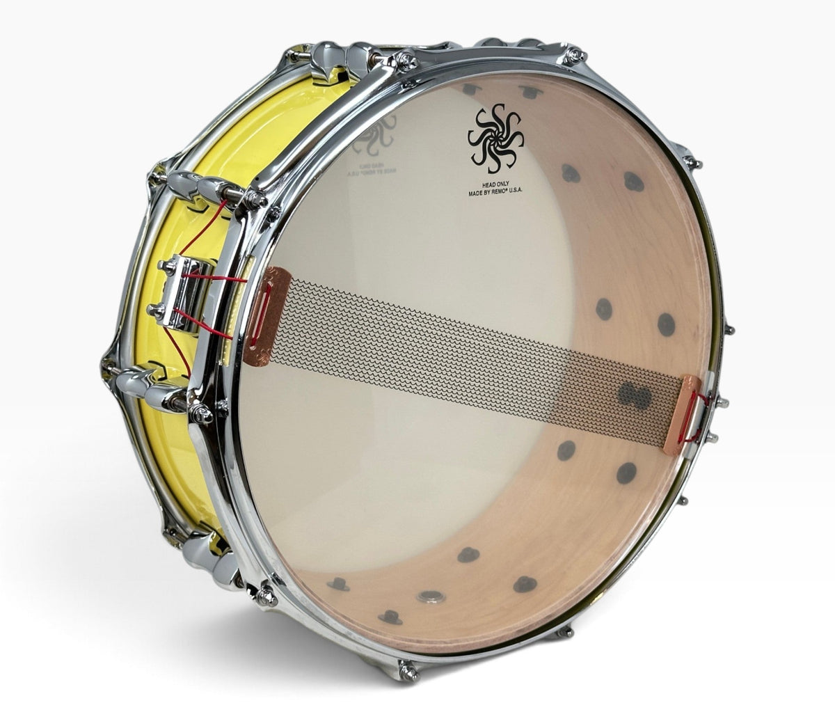 Ex Demo Sakae Evolved 14" x 5.5" Snare Drum in Cheese Cake – resonant head and snare wires