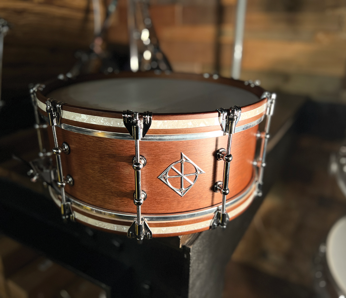 DIXON ARTISAN 14" X 5.5" AUSTRALIAN ROSE GUM CHRIS BRADY SNARE DRUM IN SATIN NATURAL FINISH
