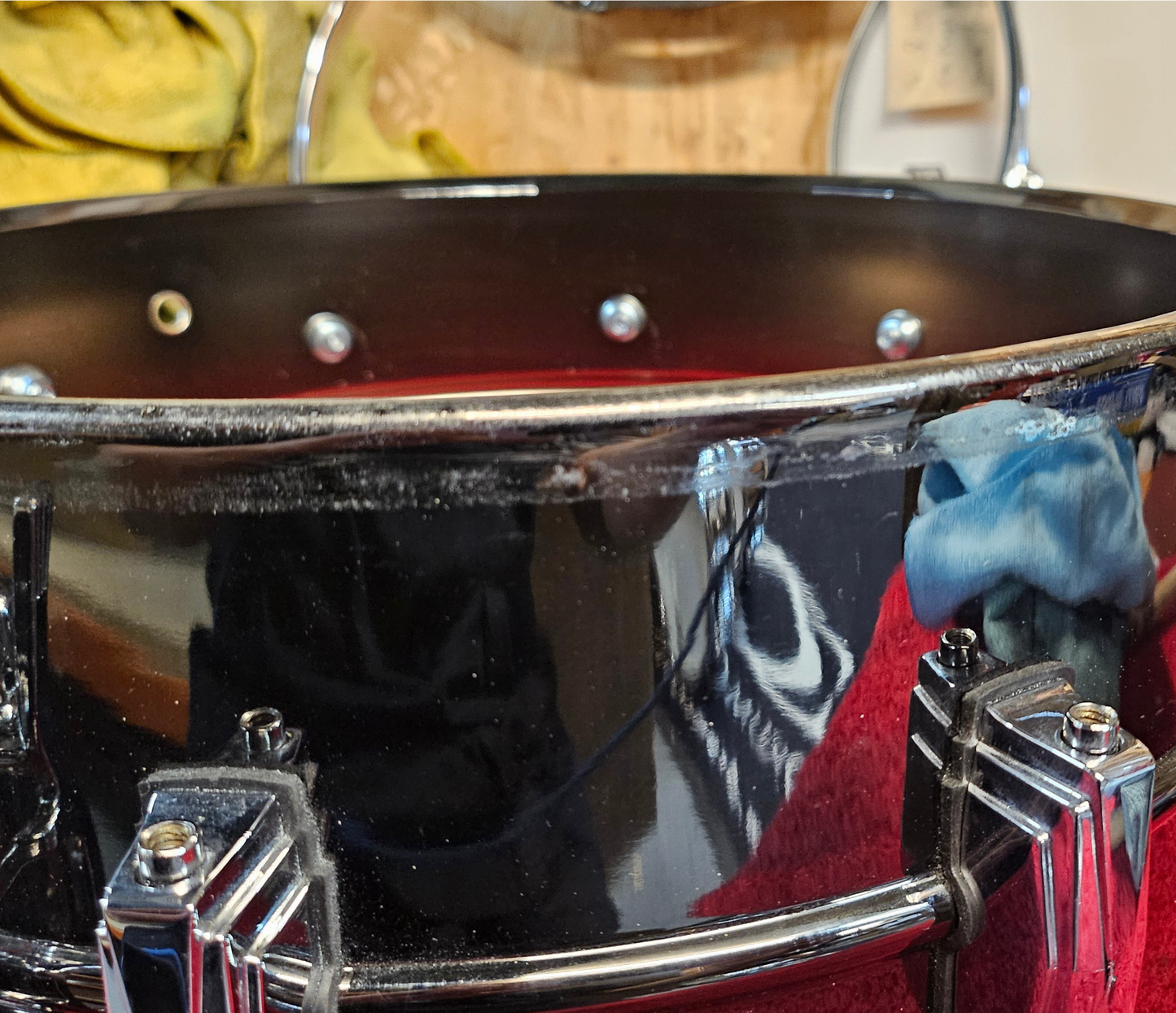 Pre Loved Ludwig Black Beauty LB417 14" x 6.5" with Imperial Lugs
