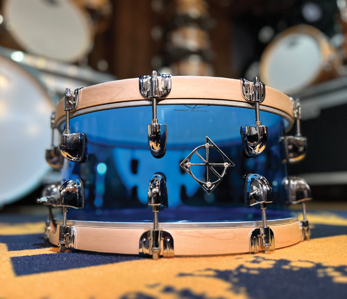 Dixon Cornerstone 14" x 6.5" Acrylic Snare Drum in See-Through Blue