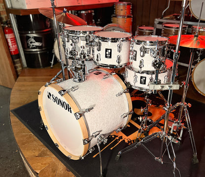 Ex-Demo Sonor AQ2 Stage Set 7-piece Shell Pack in White Pearl