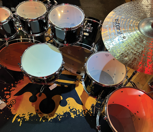 YAMAHA Stage Custom 8 piece Shell Pack in Raven Black Double Bass