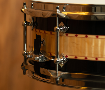Craviotto Private Reserve Curly Maple 14 x 5.5 Snare Drum in Black