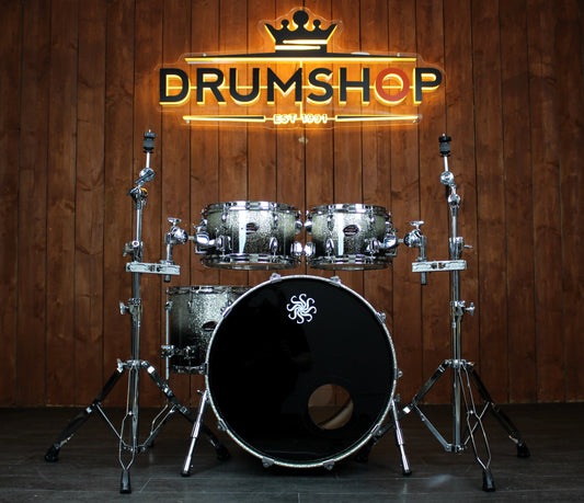 Pre Loved Sakae Evolved 22" 4-Piece Shell Pack in Black and Gold