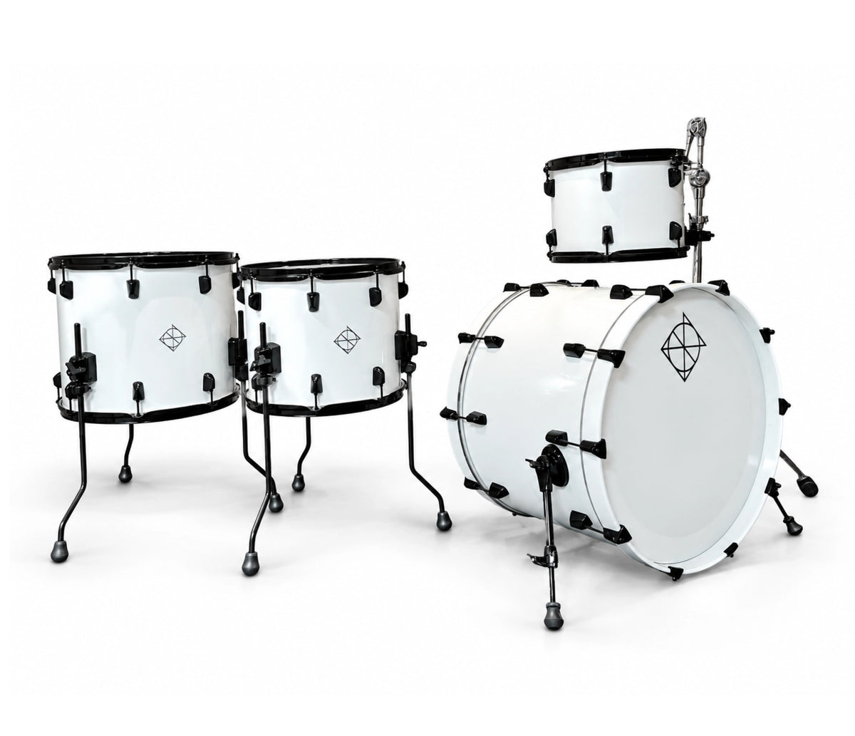 Dixon Artisan 22" 4-piece Shell Pack in White w/ Black Hardware