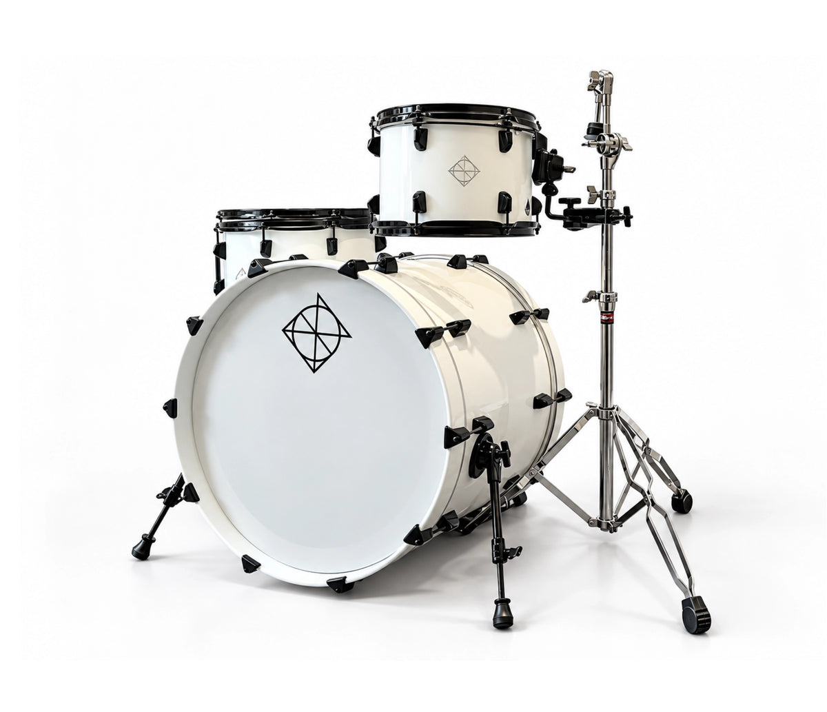 Dixon Artisan 22" 4-piece Shell Pack in White w/ Black Hardware