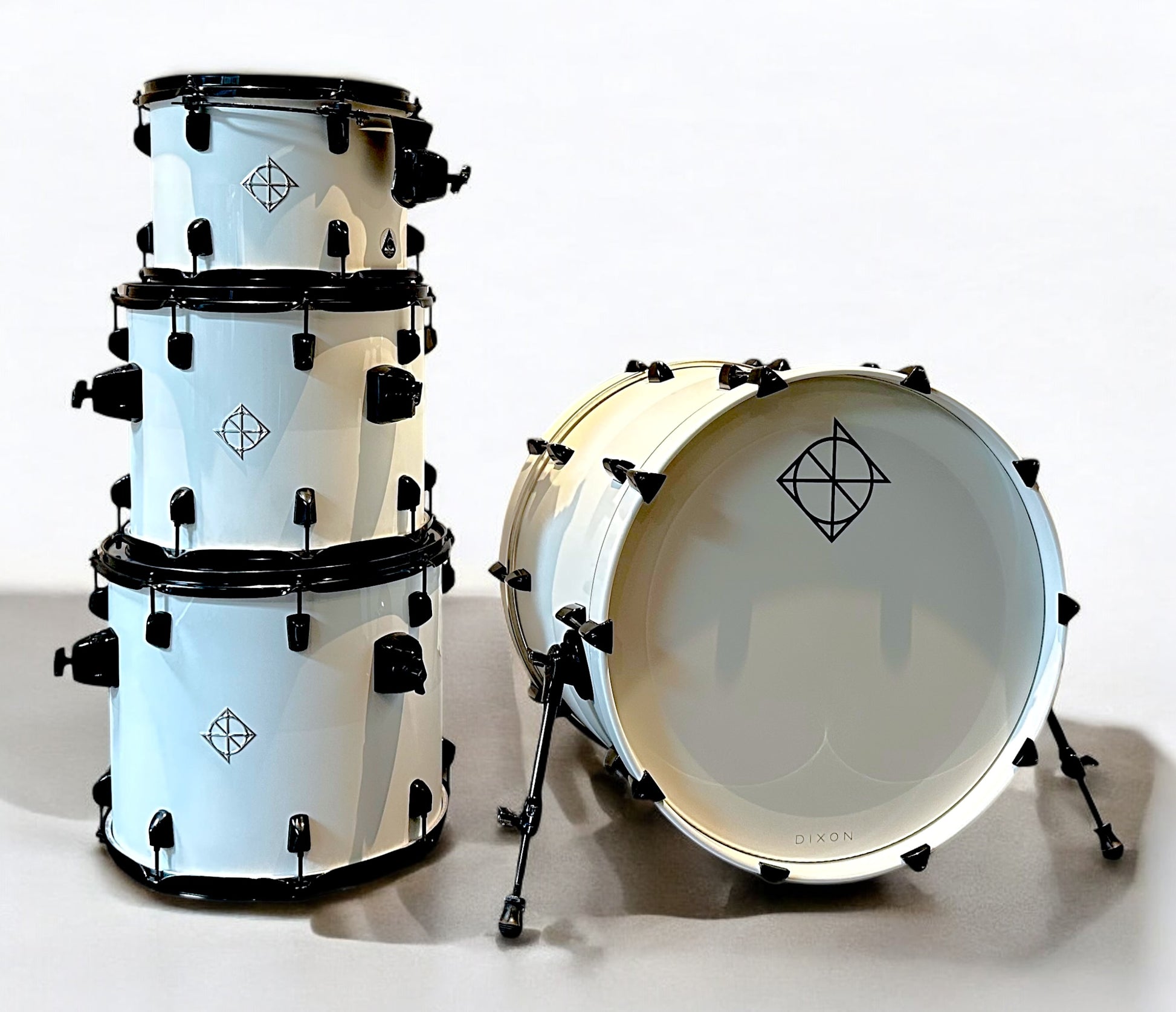 Dixon Artisan 22" 4-piece Shell Pack in White
