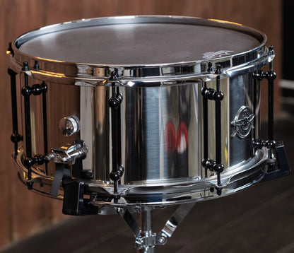 Dunnett Classic 14" x 7" Stainless Steel Polished Snare Drum with Black Hardware