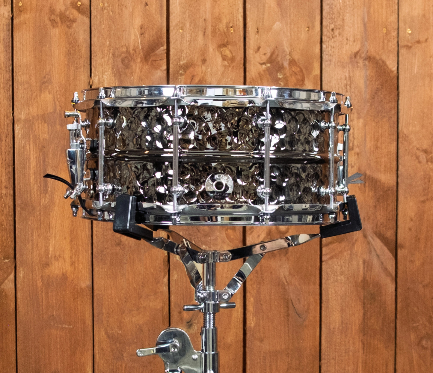 Ex Demo Dixon Artisan 14" x 6.5" Hammered Beaded Brass Snare Drum