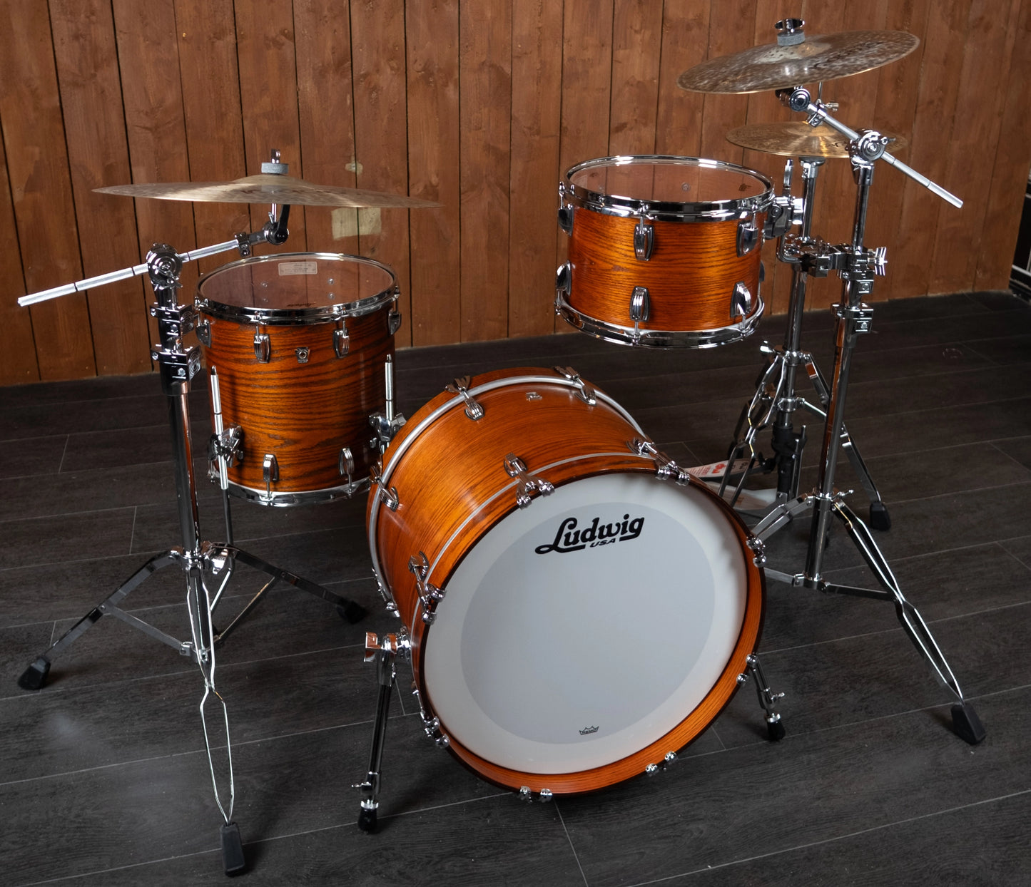 Ex Demo Ludwig Classic Oak 20" 3-Piece Downbeat Shell Pack in Tennessee Whiskey