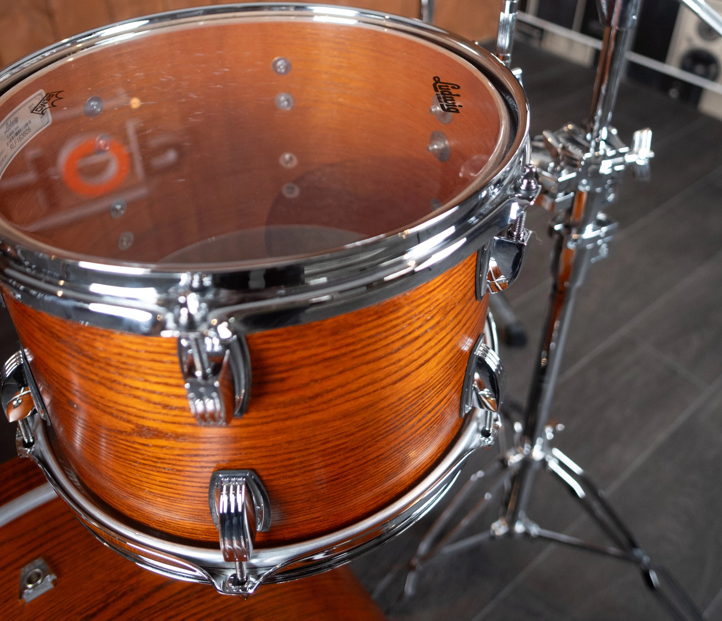 Ex Demo Ludwig Classic Oak 20" 3-Piece Downbeat Shell Pack in Tennessee Whiskey