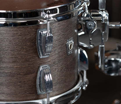 Ex Demo Ludwig Classic Oak 22" 4-Piece Shell Pack in Smoke