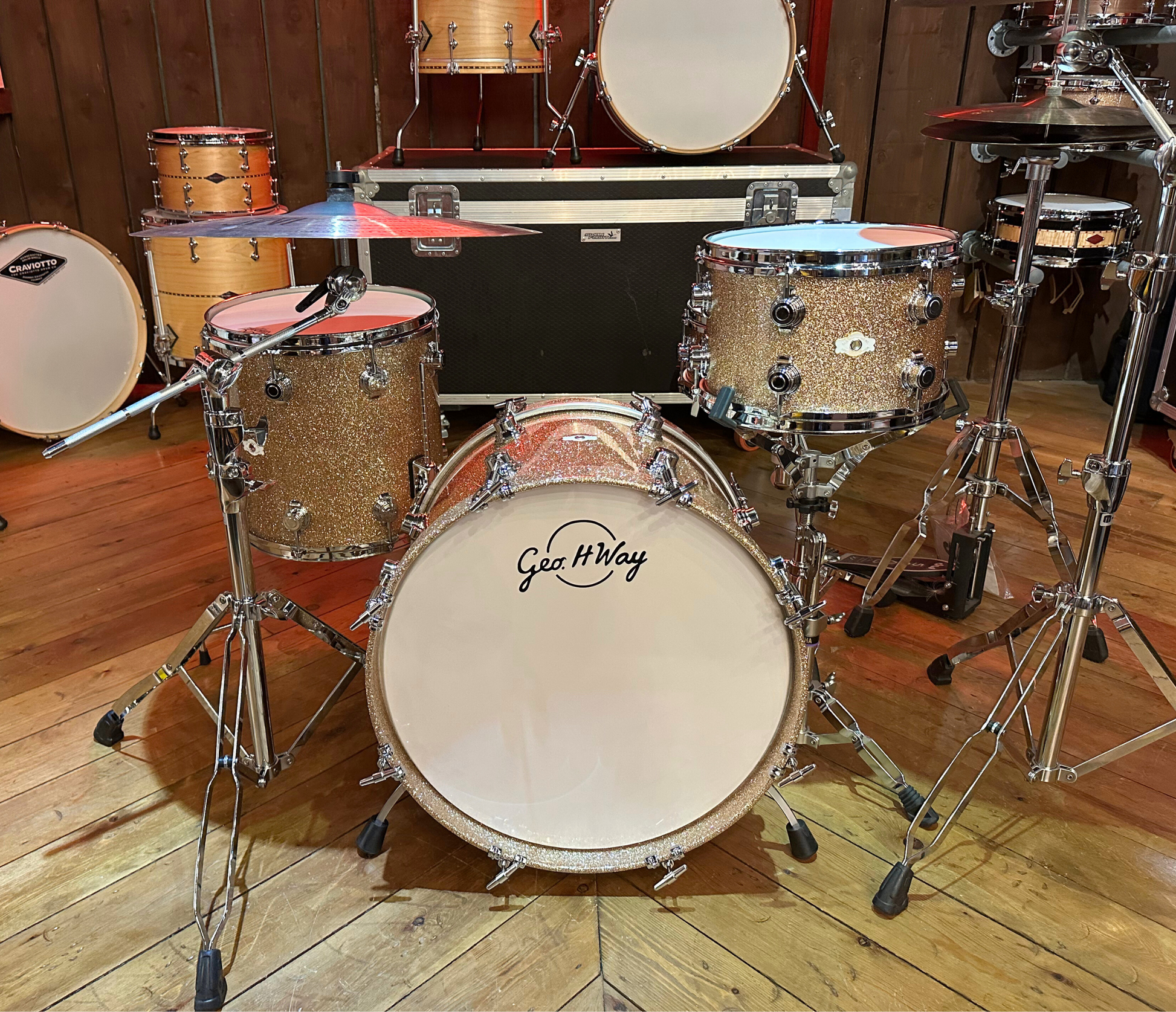 George Way Aristocrat Model Drum Kit - 18" 3 Piece Shell Pack in Champagne Sparkle