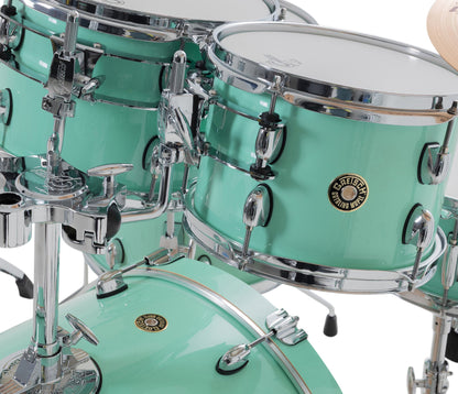 Gretsch Catalina Maple 20" 5-piece drum kit in Seafoam Green – tom shell close-up