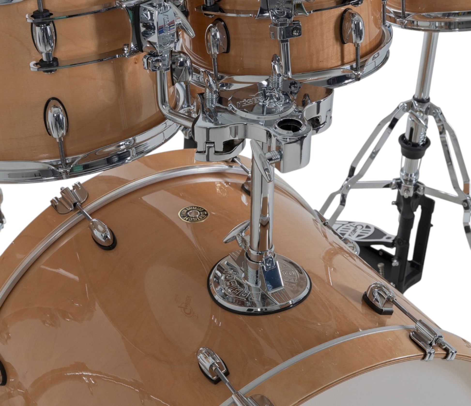 Gretsch Catalina Maple 22" 7-piece drum kit in Antique Maple – bass drum-mounted multi-tom holder close-up