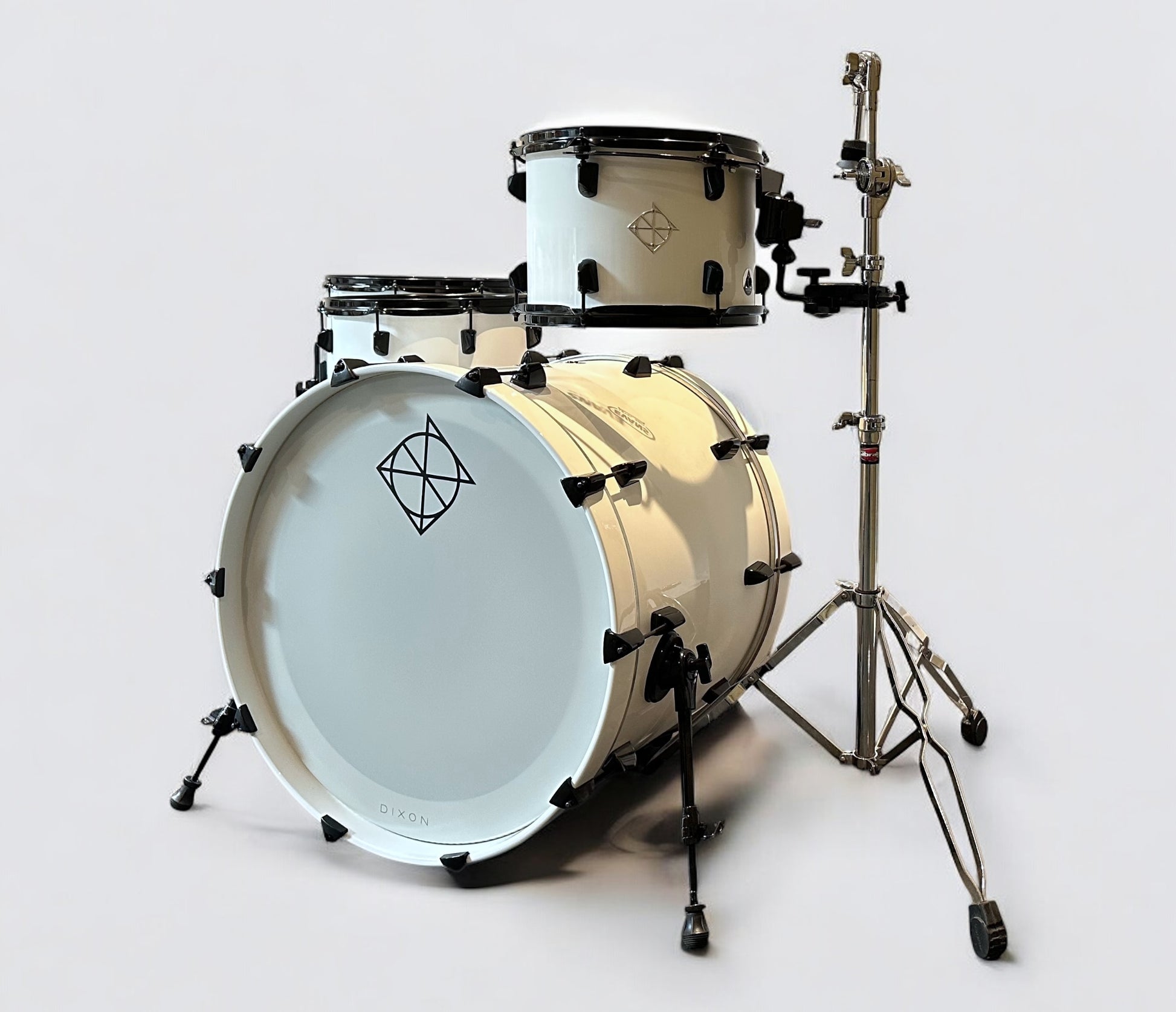 Dixon Artisan 22" 4-piece Shell Pack in White