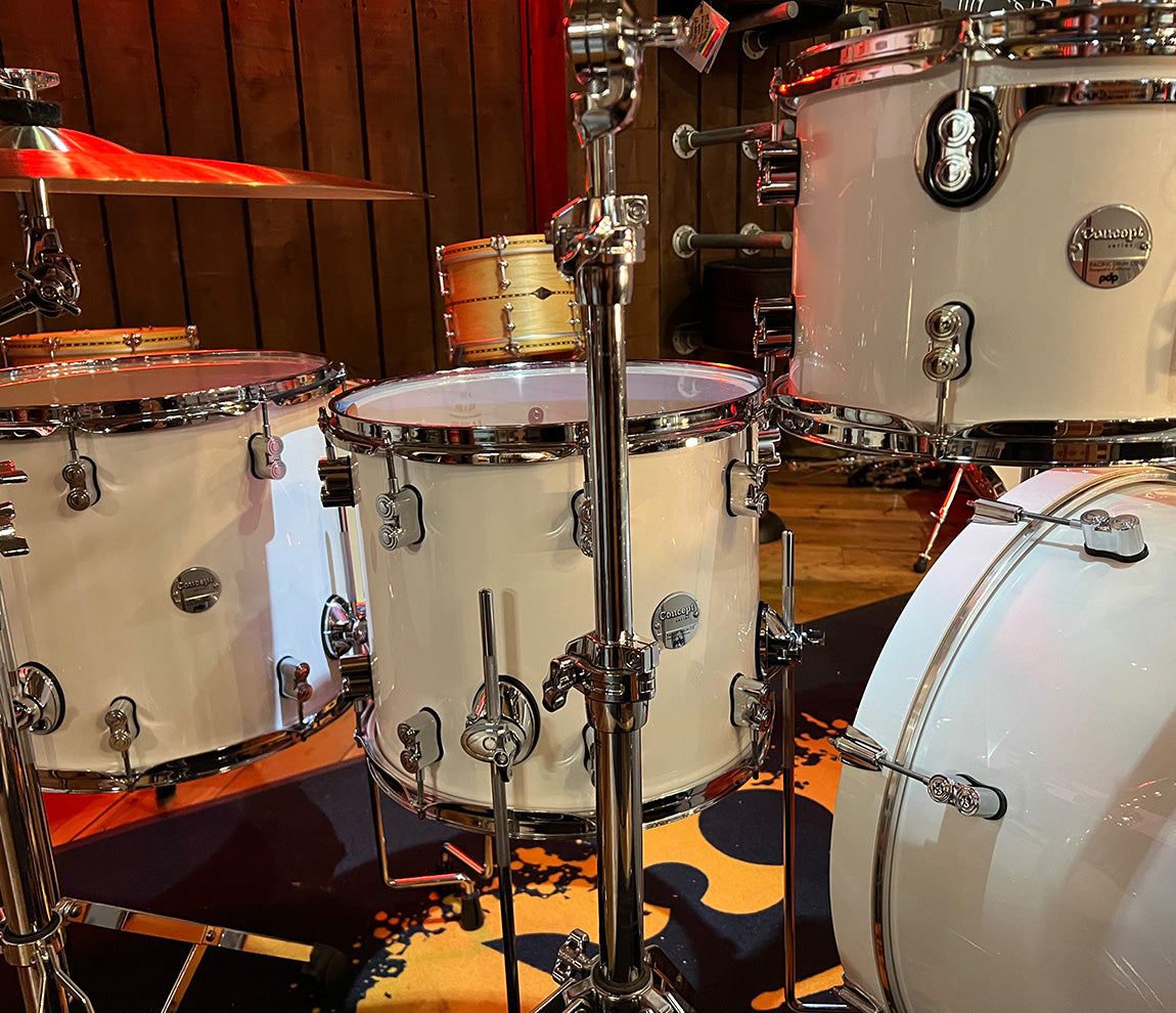 PDP By DW Concept Maple 22" 7PC Shell Pack in Pearlescent White Lacquer
