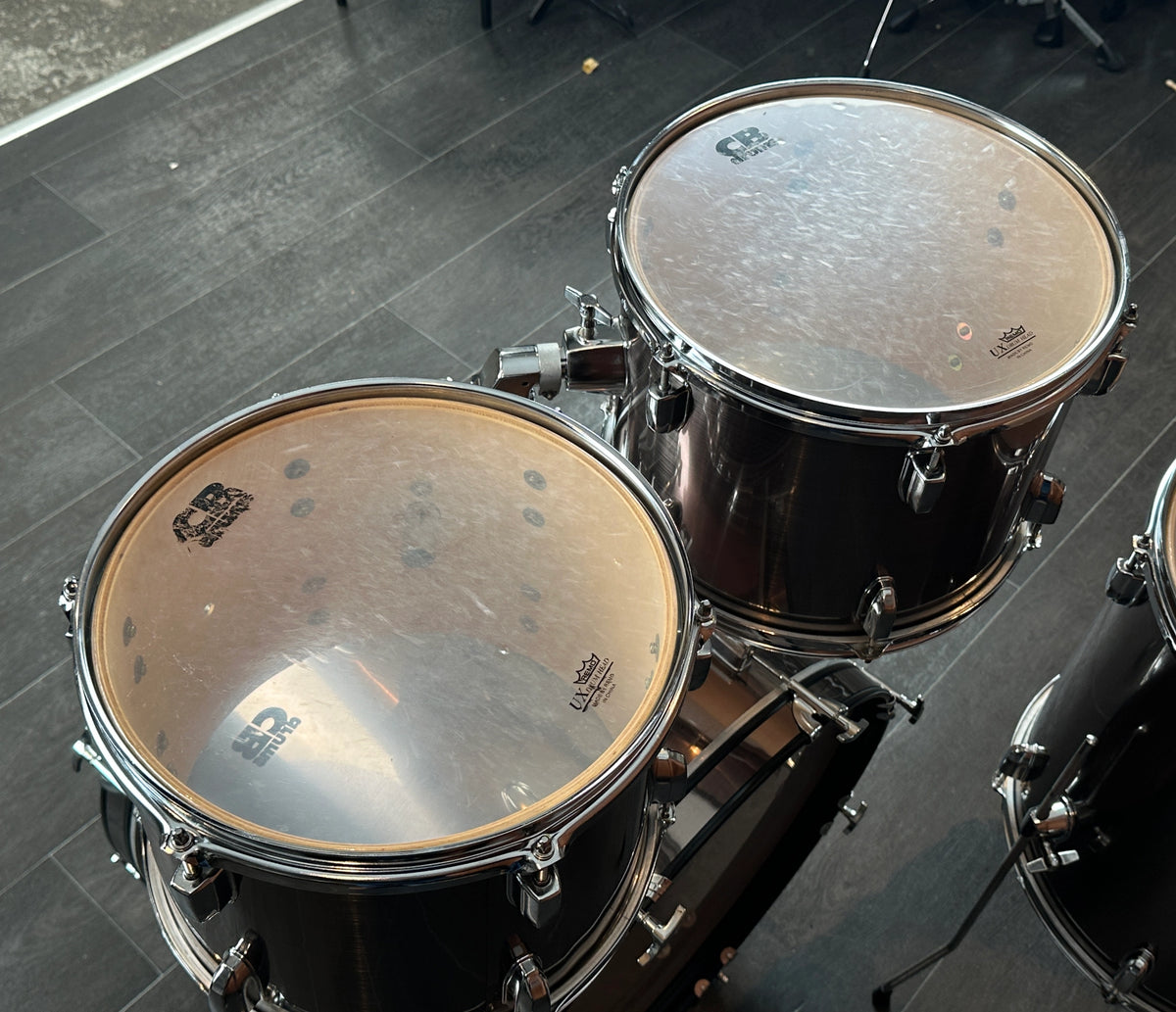 Pre Loved CB 22" 5-Piece Drum Kit in Brushed Silver with Snare