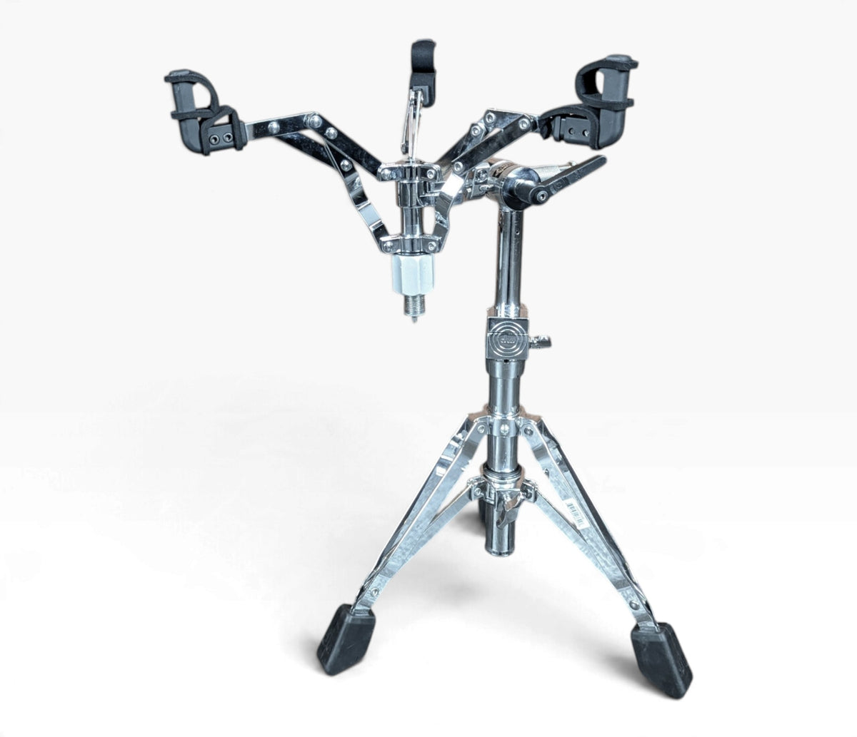 Pre Loved DW 9000 Series Snare Drum Stand