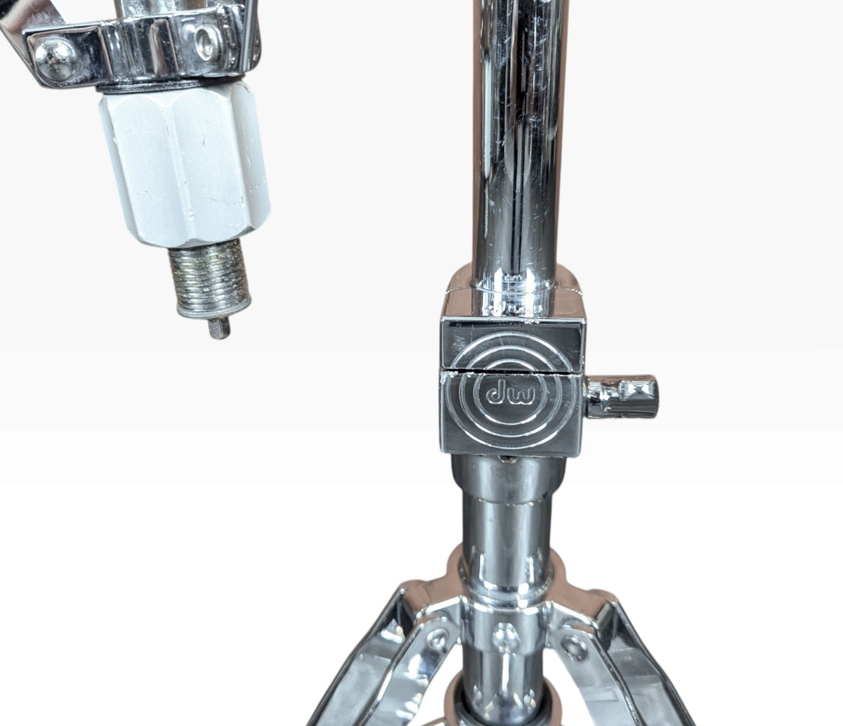 Pre Loved DW 9000 Series Snare Drum Stand