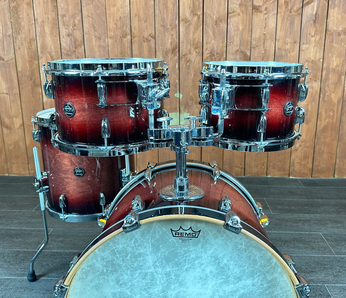 Pre Loved Gretsch Renown 20" 4-Piece Shell Pack in Cherry Burst