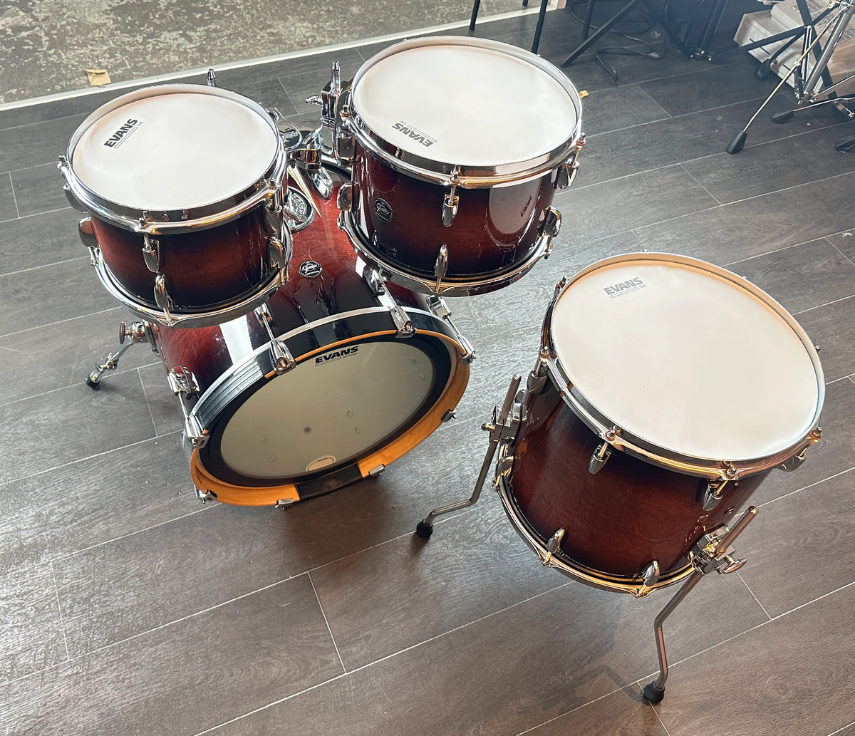 Pre Loved Gretsch Renown 20" 4-Piece Shell Pack in Cherry Burst