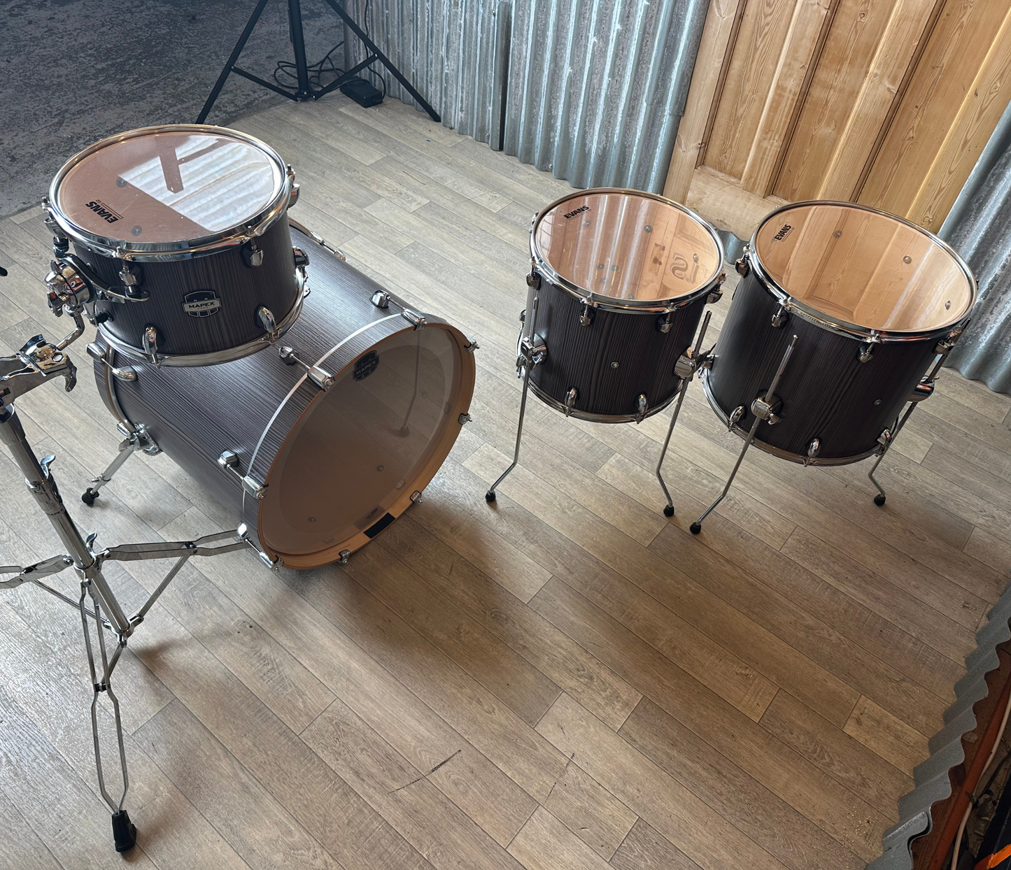 Pre Loved Mapex Mars 4-Piece Crossover Shell Pack In Smoke Wood