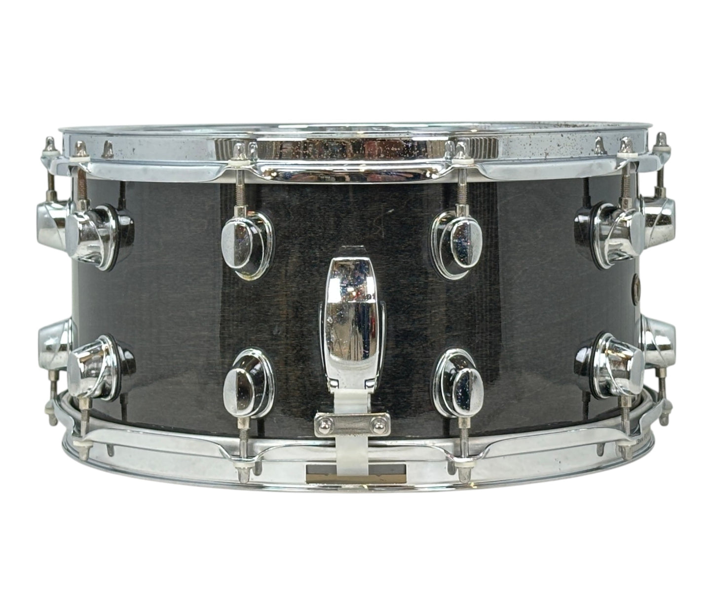 Mapex Pro M 14 x 7 snare drum – throw-off view