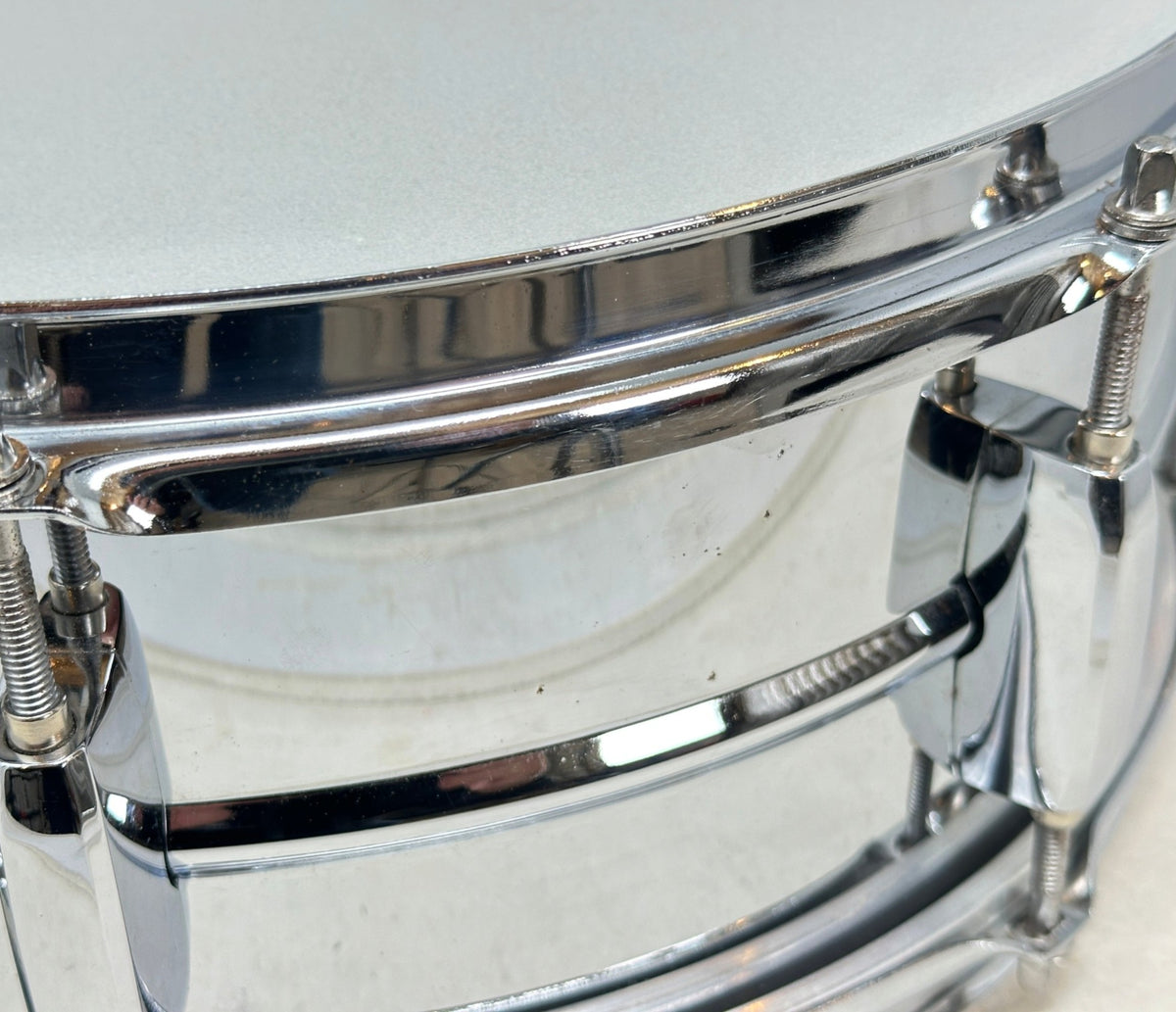 Pre Loved Pearl 14" x 5.5" Mirror Chrome Steel Snare Drum