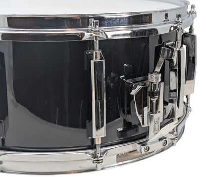Pre Loved Pearl 14" x 6.5" Custom Classic Solid Shell Maple Snare Drum in Piano Black