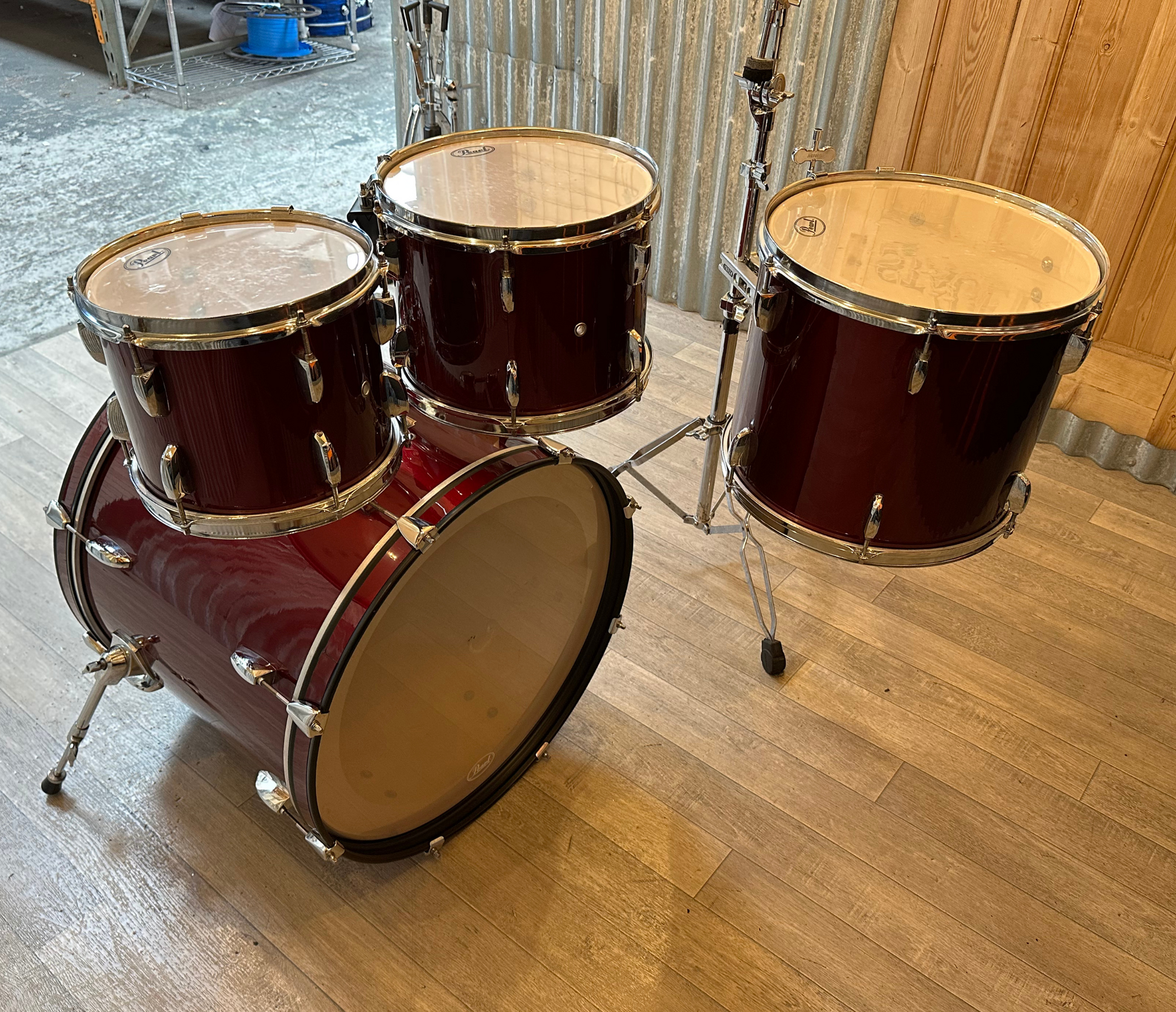 Pre Loved Pearl Export Series 22" 4-Piece Shell Pack In Red Wine