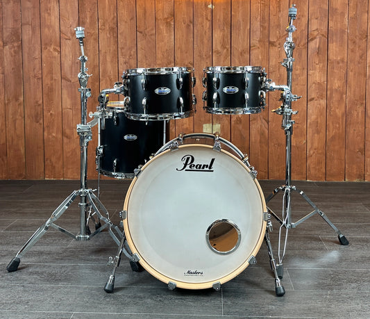Pre-loved Pearl Masters 22-inch four-piece shell pack in Matt Caviar Black, front view