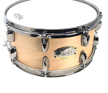 Pre Loved Yamaha Steve Jordan Signature 13" x 6.5" Maple Snare Drum in Natural Finish w/ Nickel Fittings