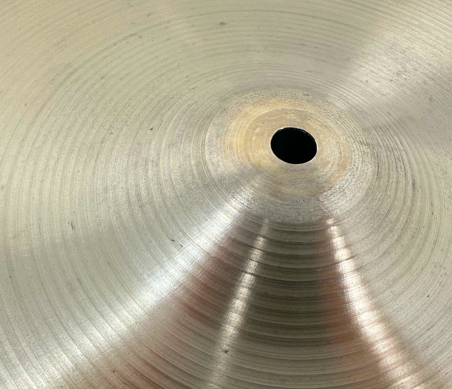 Pre Loved Zildjian Avedis 17" Thin Crash Cymbal