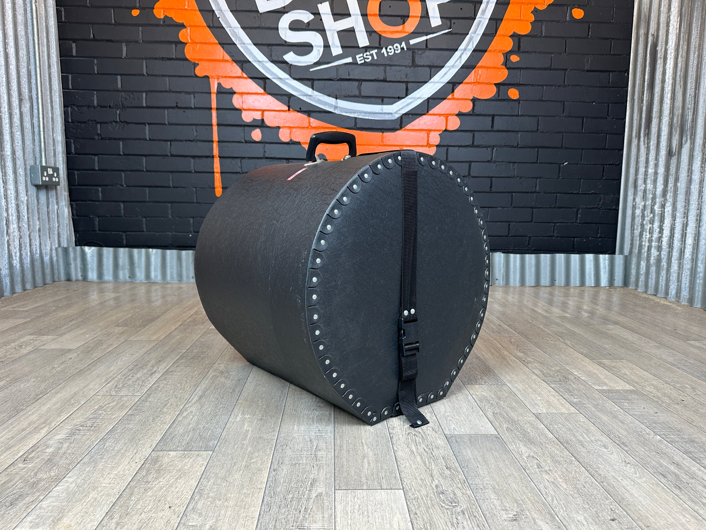 Pre Loved 16" Hard Shell Case 2