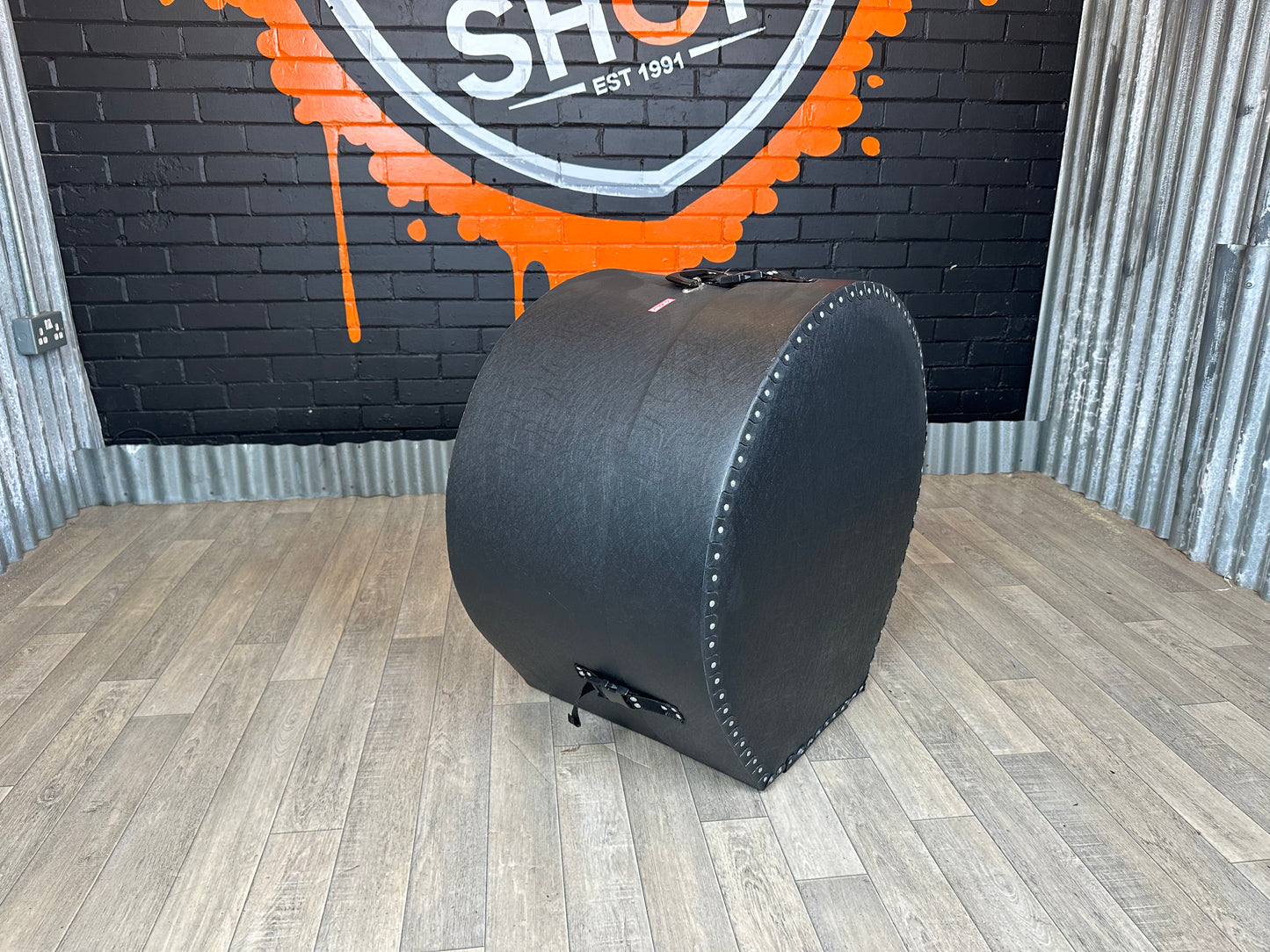 Pre Loved 26" Hard Shell Case