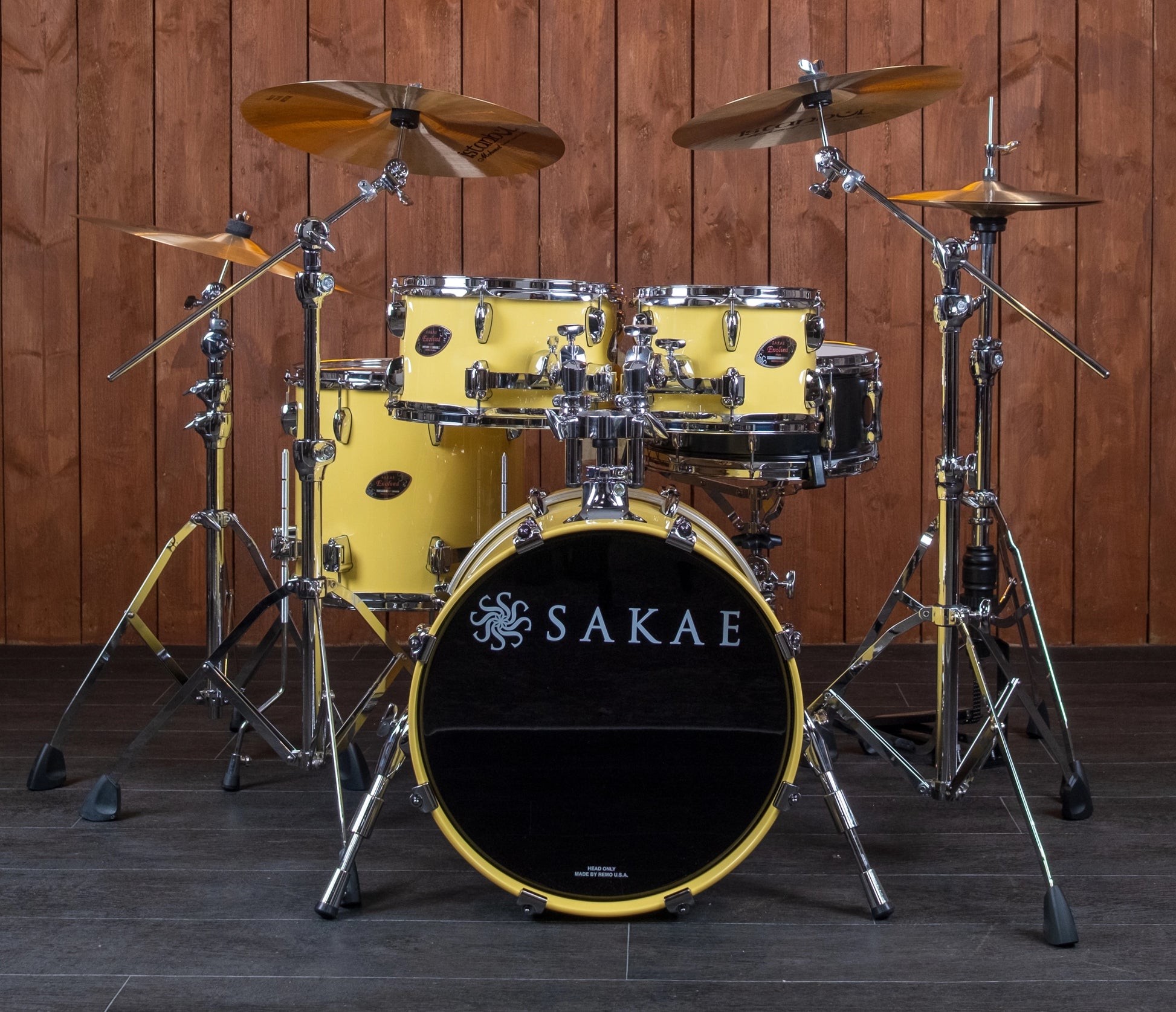Sakae Evolved Gen2 18-inch shell pack in Cheesecake Lacquer – front view