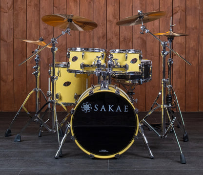 Sakae Evolved Gen2 18-inch shell pack in Cheesecake Lacquer – front view
