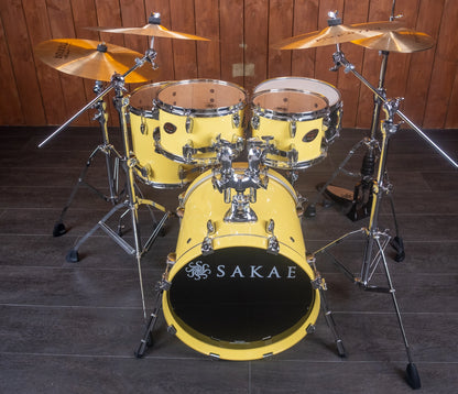 Sakae Evolved Gen2 18-inch Cheesecake Lacquer drum kit – high-angle view