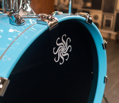 Sakae Evolved Gen2 22-inch bass drum hoop and Sakae logo – close-up