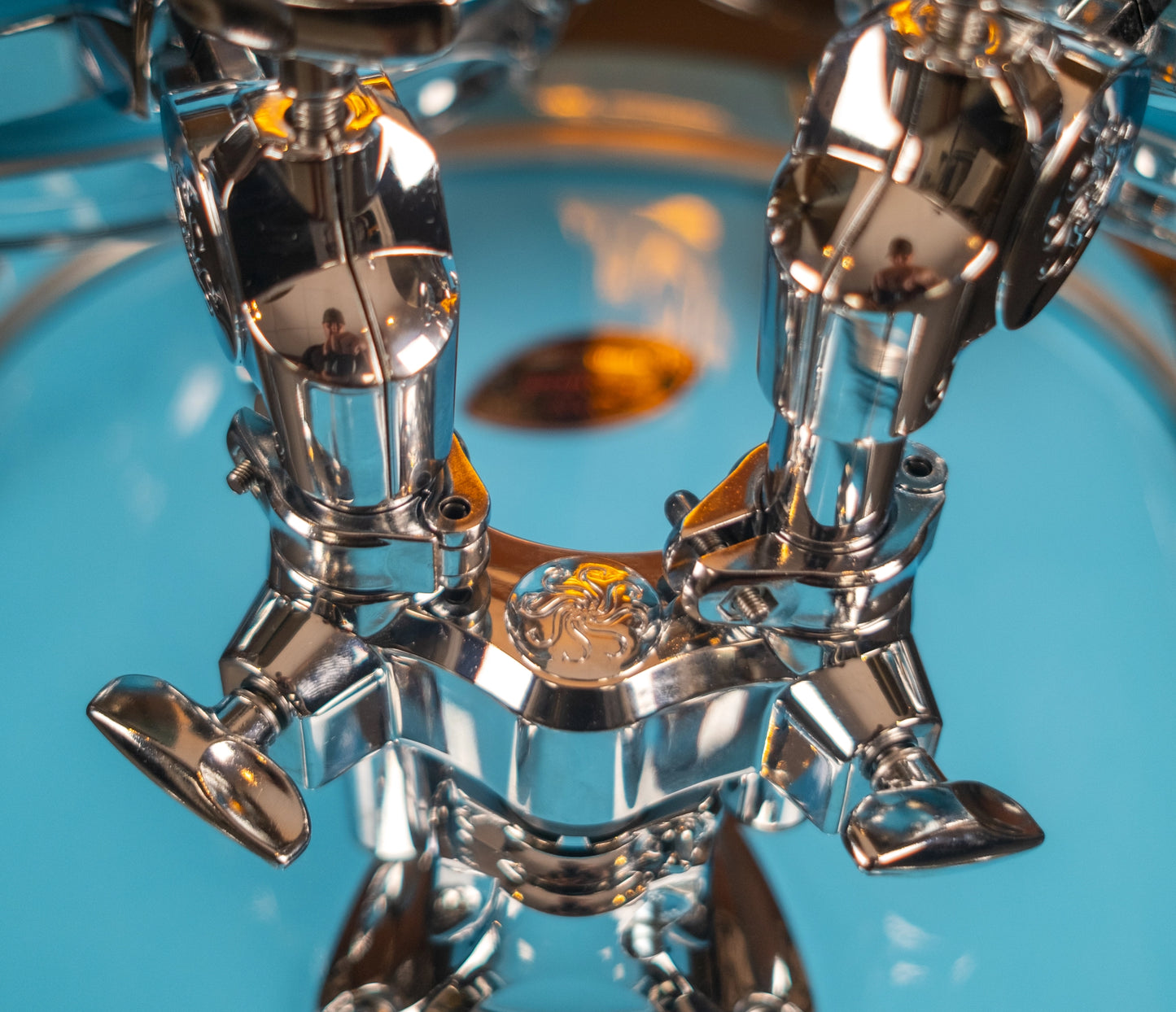 Sakae Evolved Gen2 tom mounting hardware – close-up