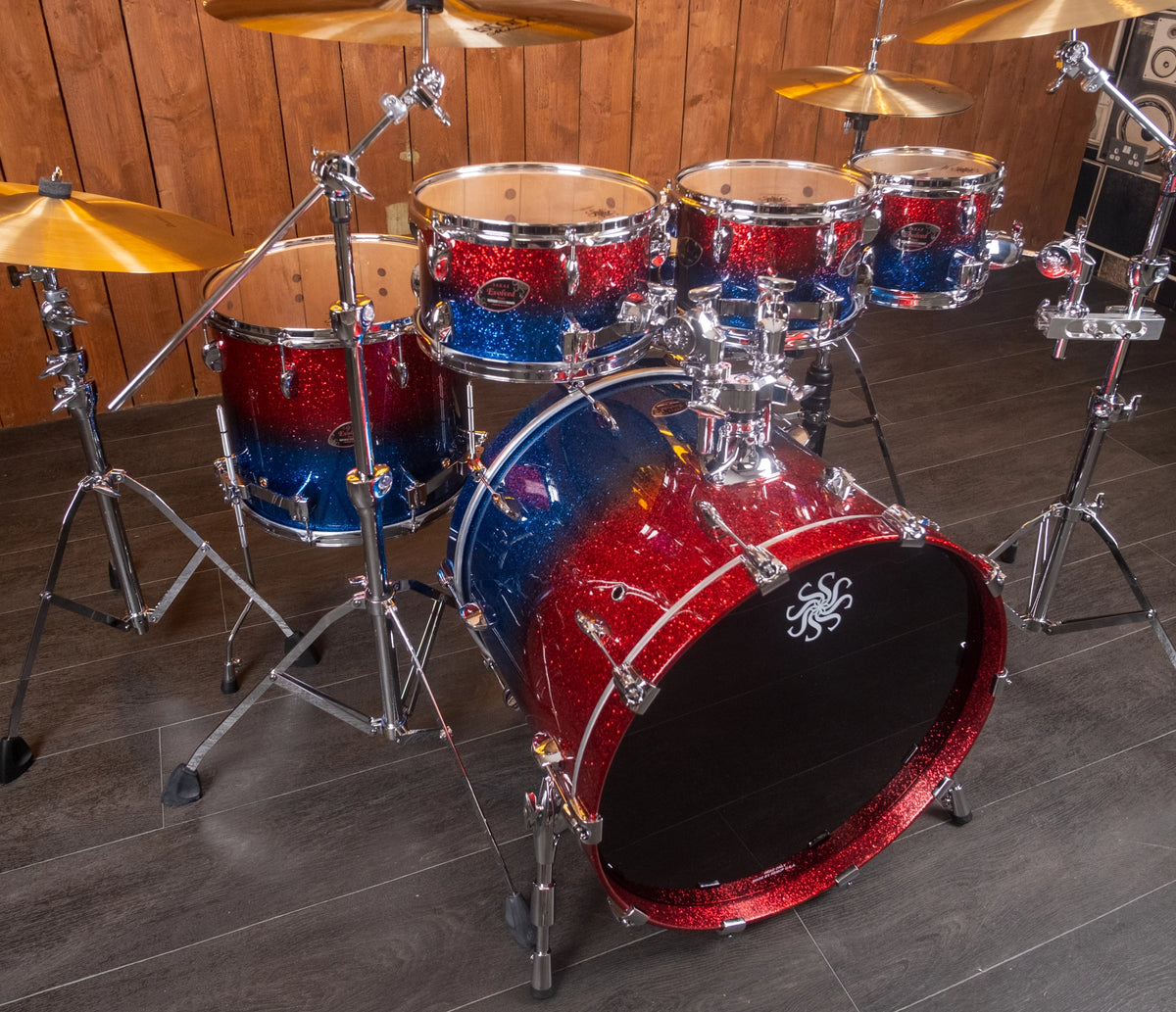 Sakae Evolved Gen2 Fire & Water Sparkle shell pack – three-quarter view
