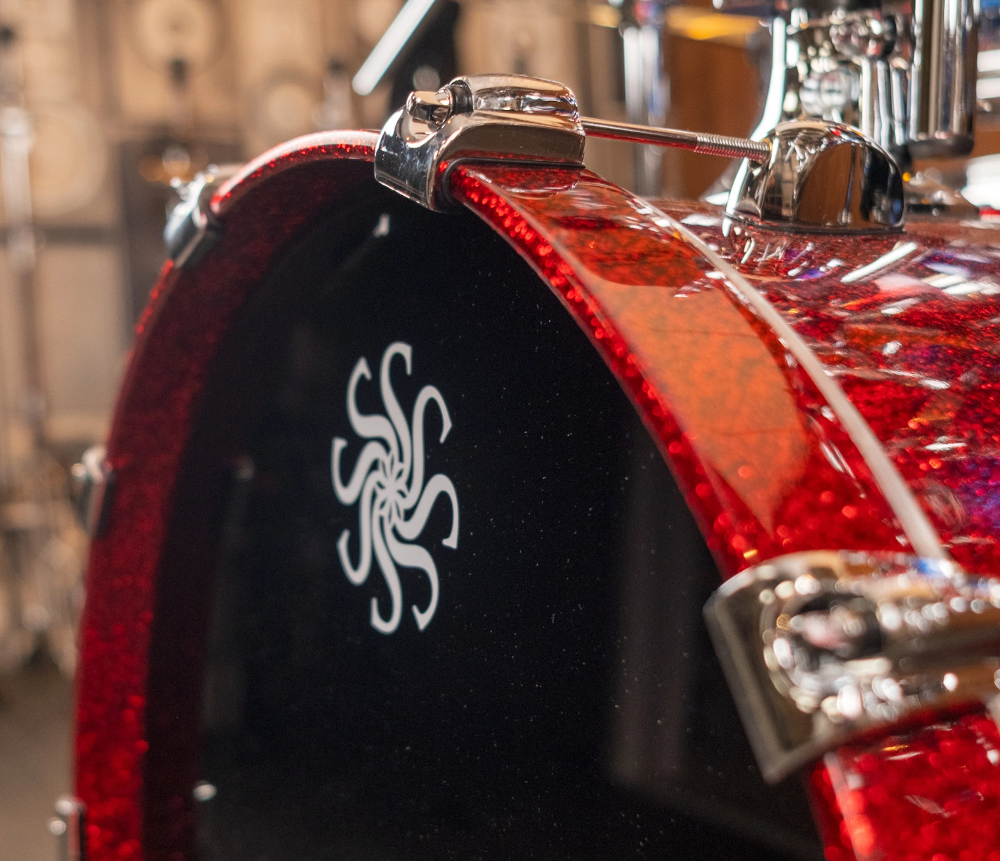 Sakae Evolved Gen2 bass drum hoop and Sakae logo – close-up