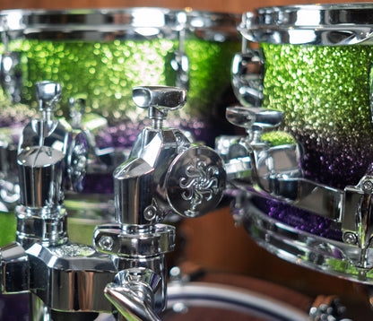 Sakae Evolved Gen2 tom holder and green to purple sparkle finish – close-up