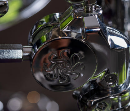 Sakae Evolved Gen2 suspension mount and badge – close-up