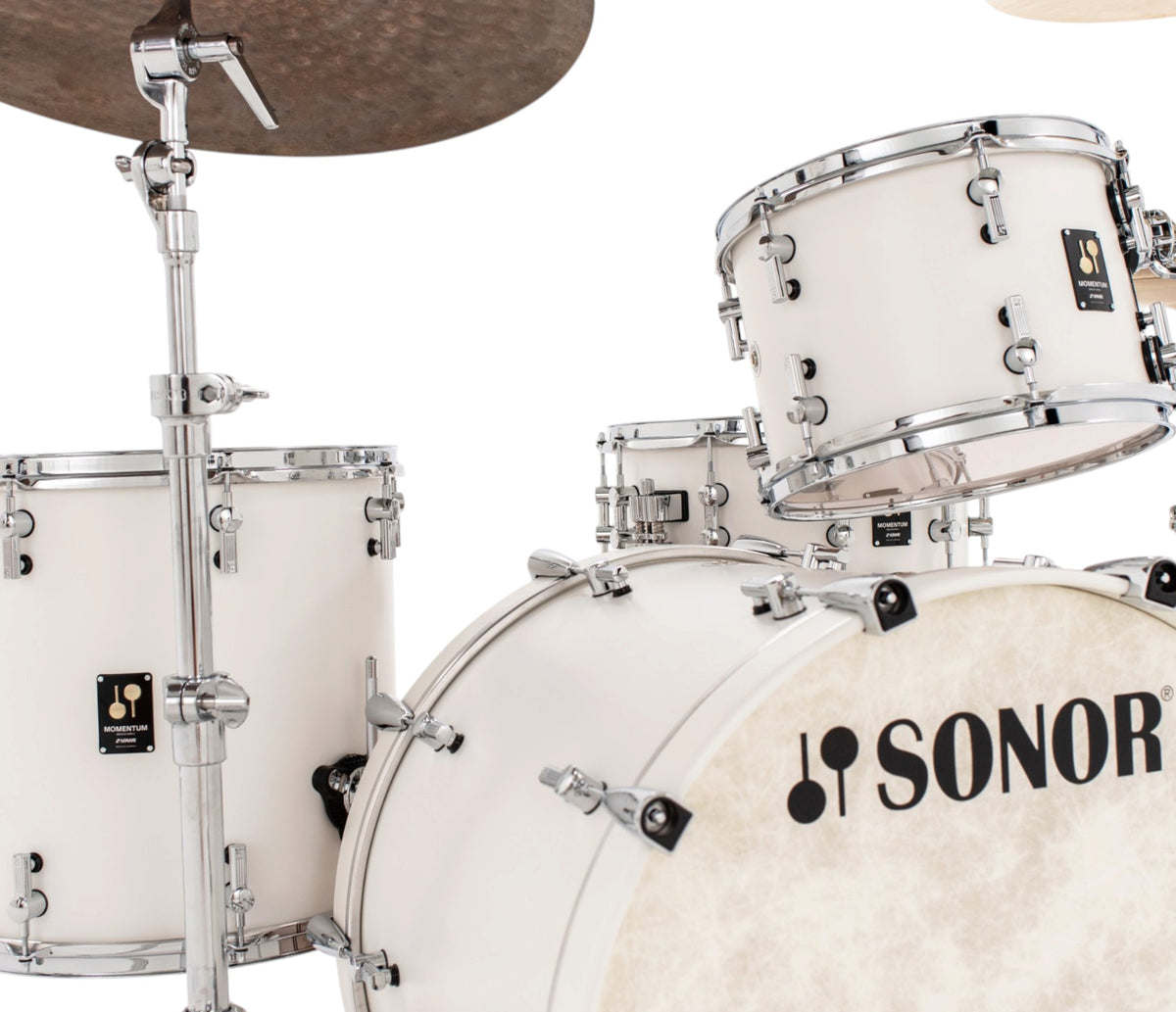 Sonor Momentum 22" 3-Piece Shell Pack in Satin Pure White – rack tom and bass drum detail