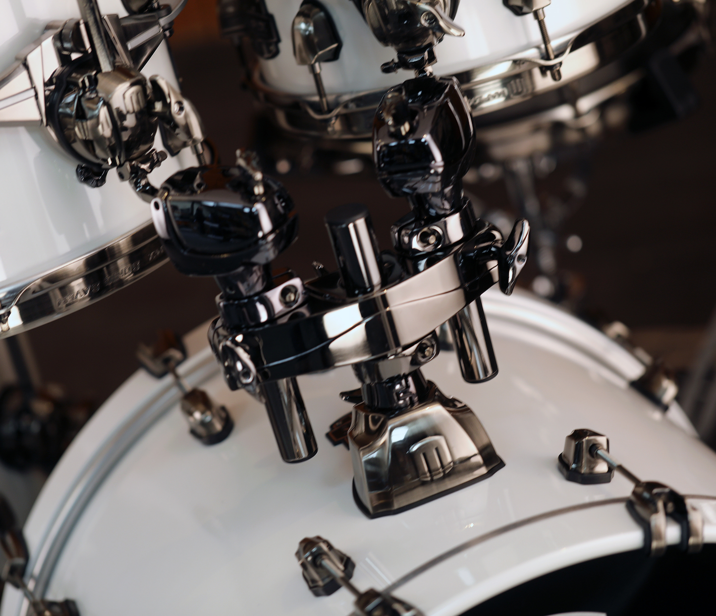 Mapex Saturn Evolution 20" 5-Piece Shell Pack in Polar White